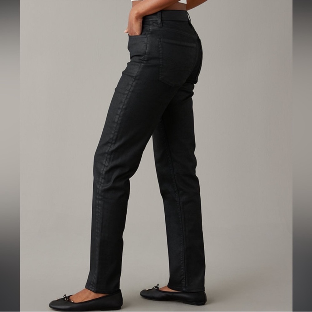 American Eagle Plus Size Hi Rise Coated Straight Leg Black Jeans Sz 18 NEW